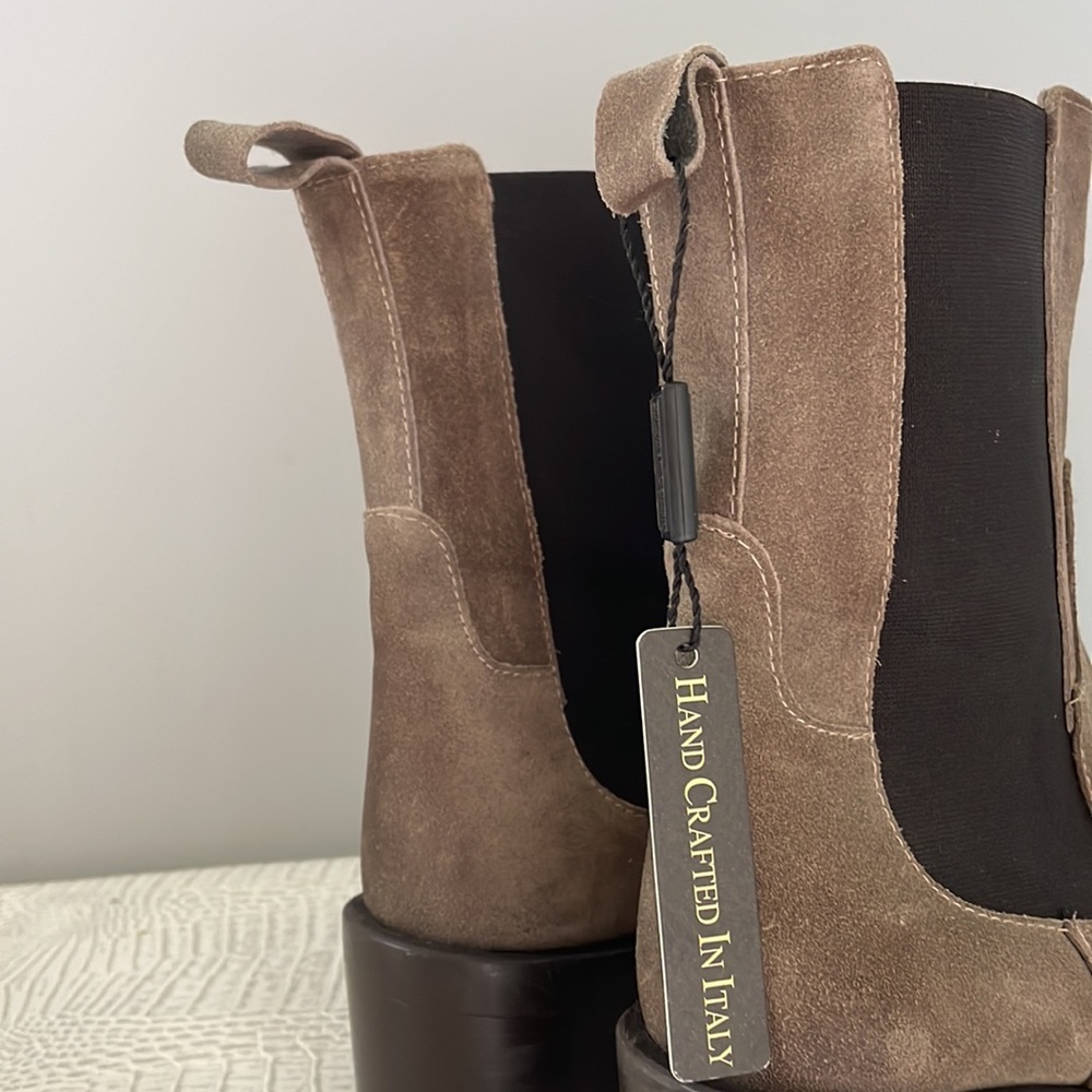 New Emanuele Castro Chelsea Leather Boots. Made in Italy ❤️ - Picture 5 of 11